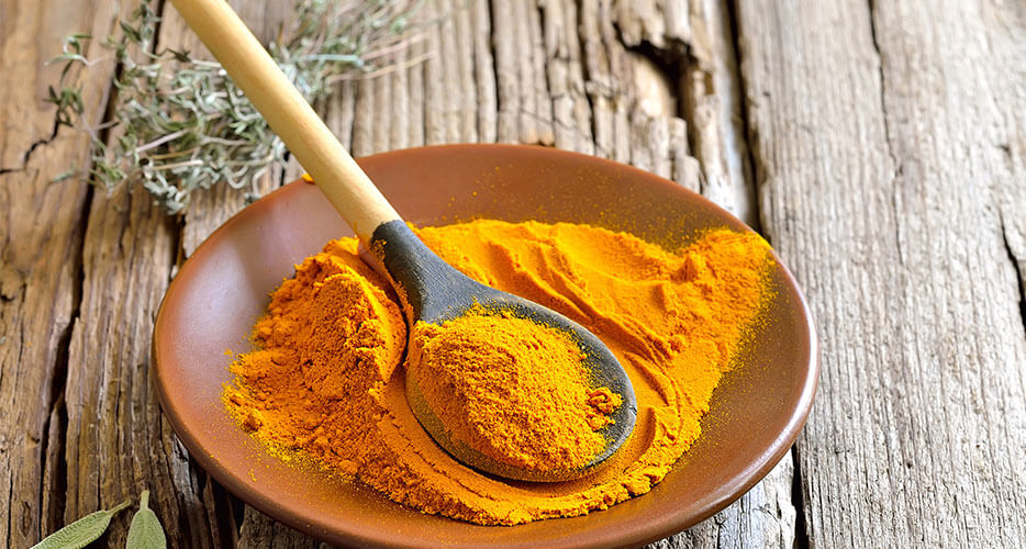 Tutte le proprietà e i benefici della curcuma Tutte le proprietà e i benefici della curcuma