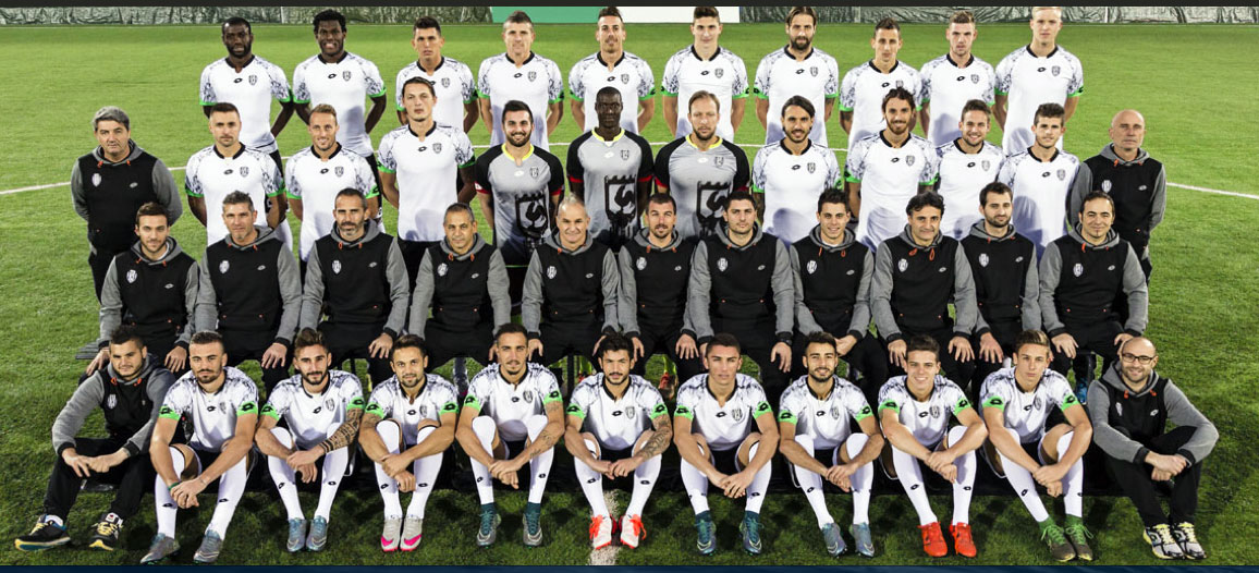 Poster squadra A.C. Cesena Calcio, Serie B, stagione 2015-2016. All'estrema sinistra il Dott. Andrea Del Seppia.